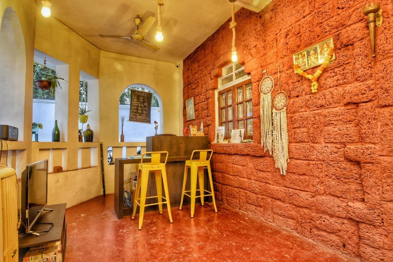 Aerostel - Backpacker'S Hostel In Goa Calangute Eksteriør bilde