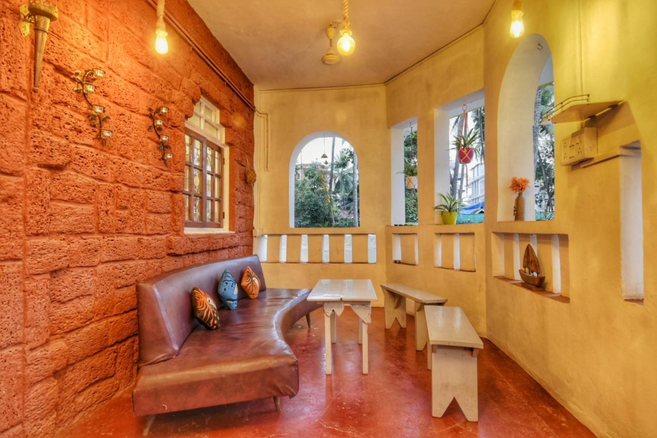 Aerostel - Backpacker'S Hostel In Goa Calangute Eksteriør bilde